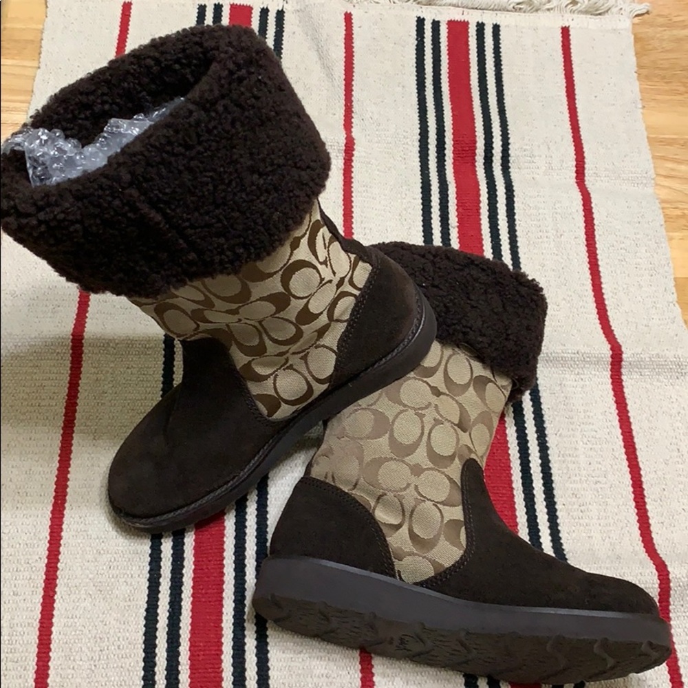 Coach boots